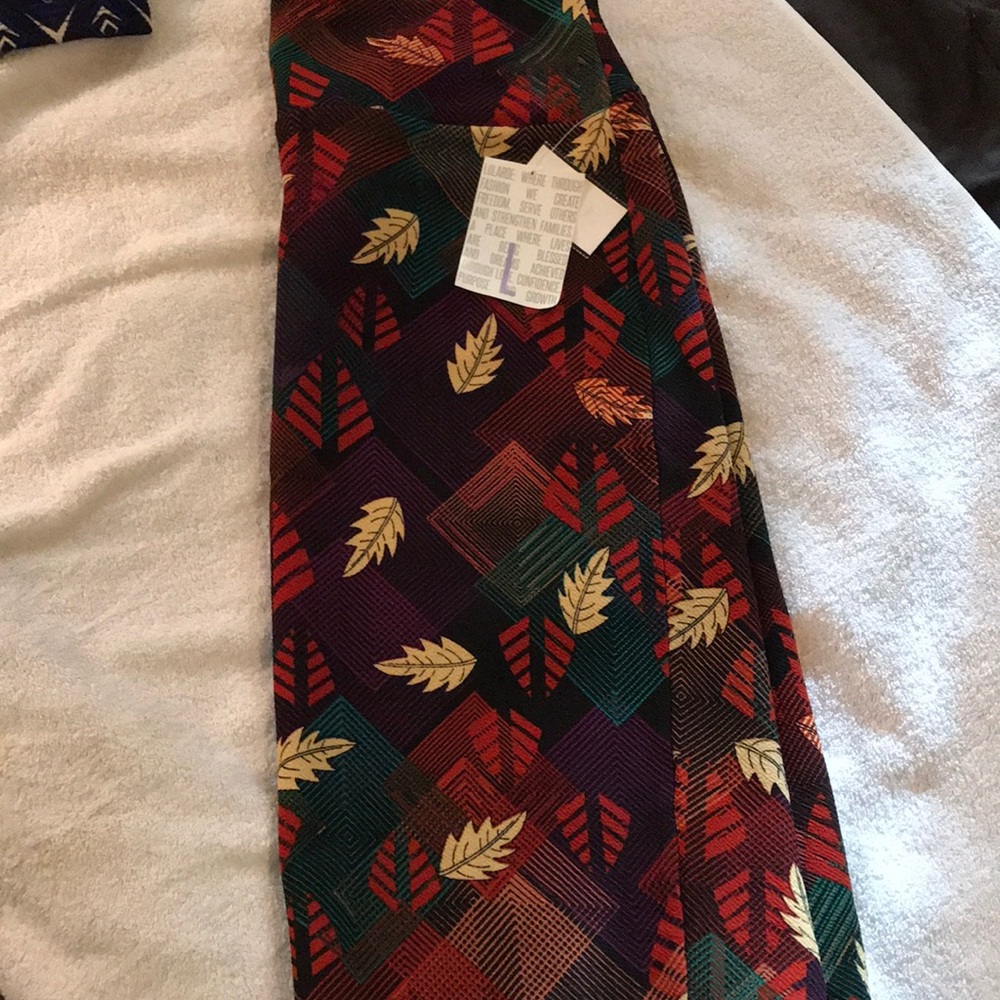 L LulaRoe Cassie Skirt